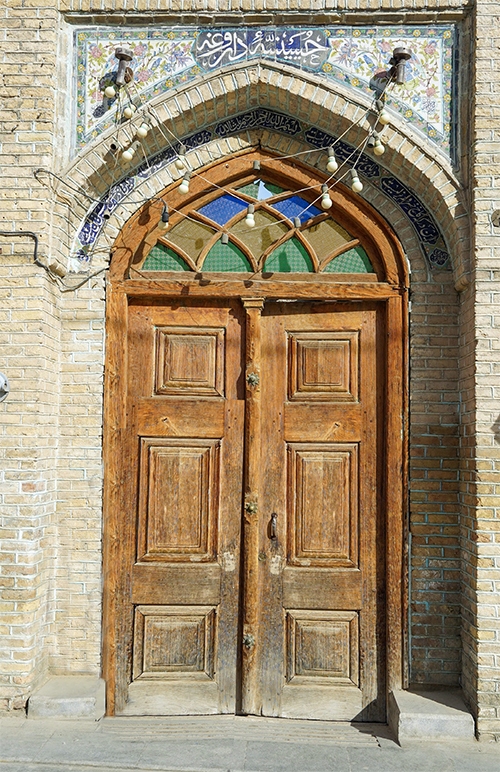 حکایت تلخ یک تکیه تاریخی