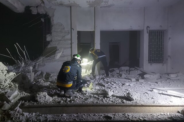 تصاویری از حمله ایران به مقرهای تروریستها در سوریه منتشر شد تصاویری از حمله ایران به مقرهای تروریستها در سوریه منتشر شد