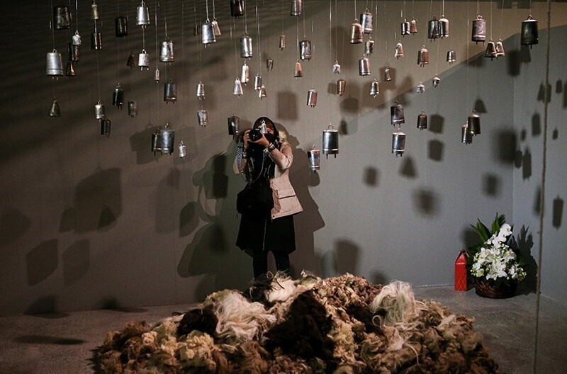 نگاهی به برگزیدگان ادوار طوبای زرین جشنواره هنرهای تجسمی فجر نگاهی به برگزیدگان ادوار طوبای زرین جشنواره هنرهای تجسمی فجر