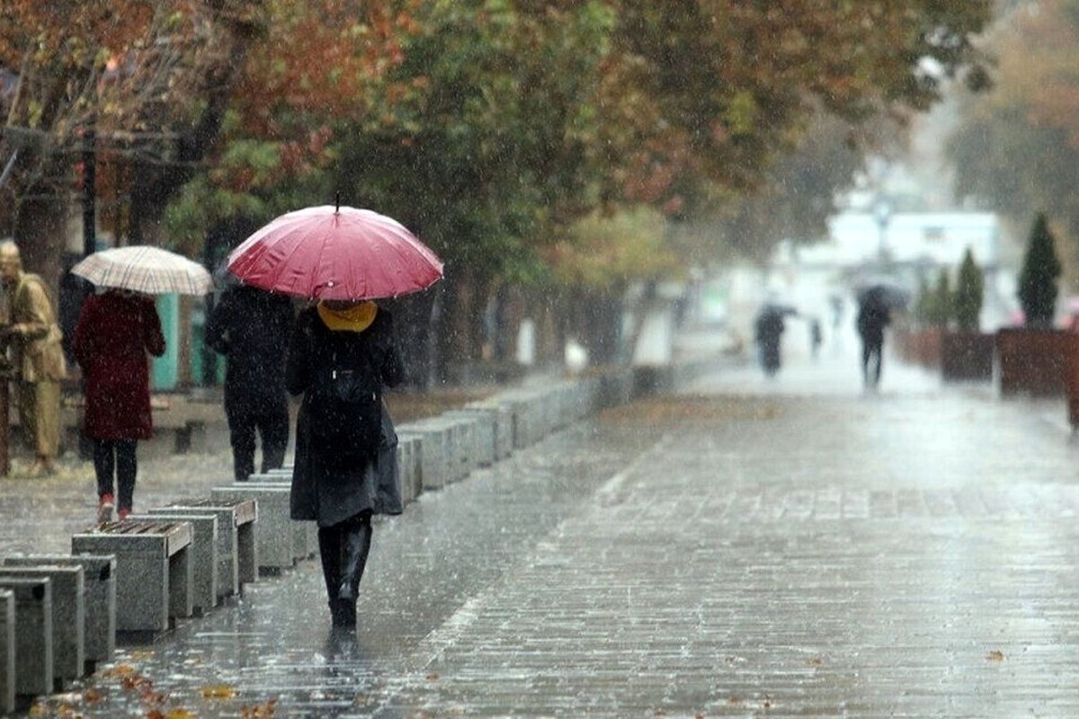 پیش‌بینی بارش باران در نوار شمالی کشور (۴ دی ۱۴۰۲)