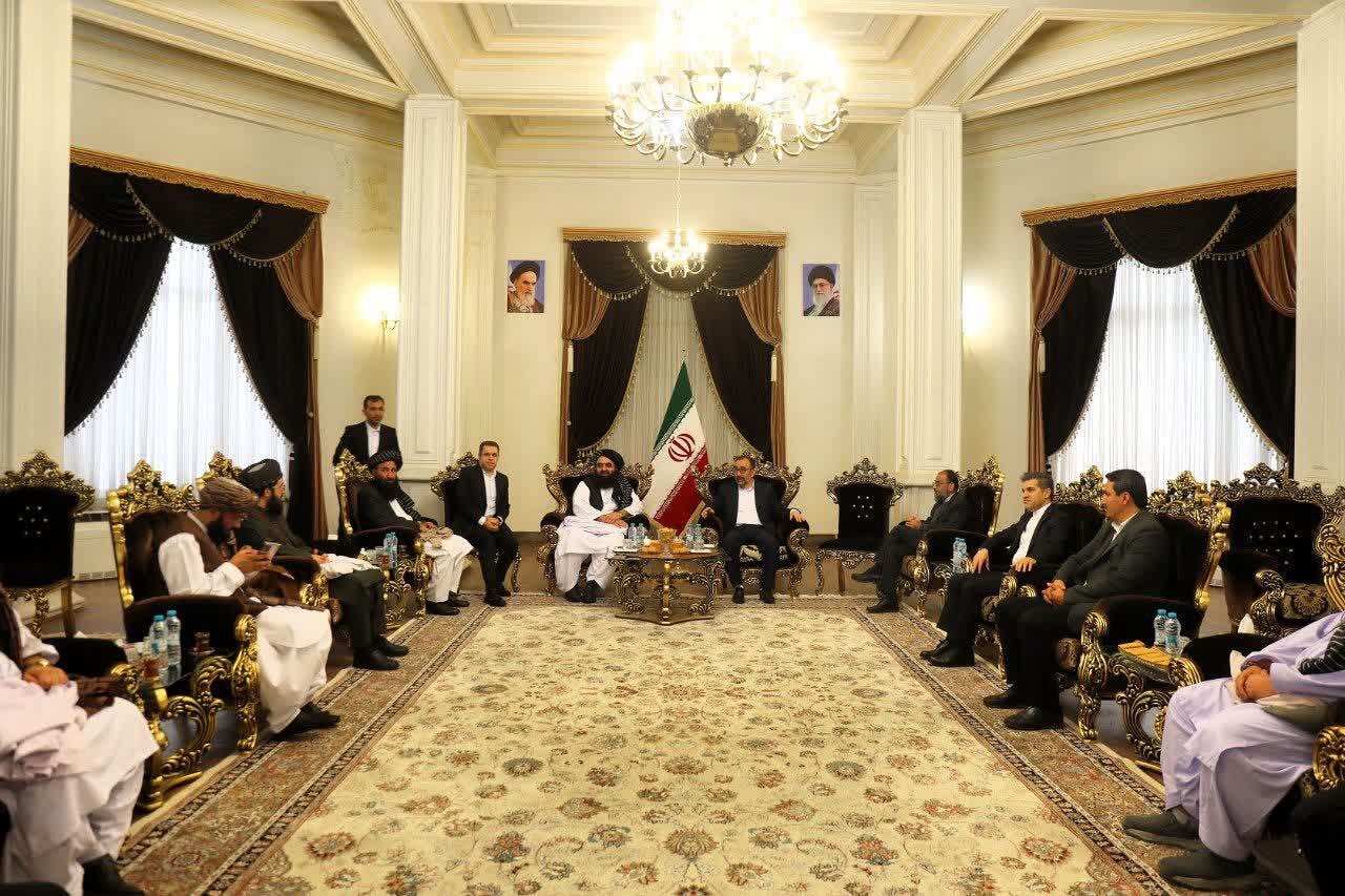 سرپرست وزارت خارجه طالبان وارد مشهد شد + عکس سرپرست وزارت خارجه طالبان وارد مشهد شد + عکس