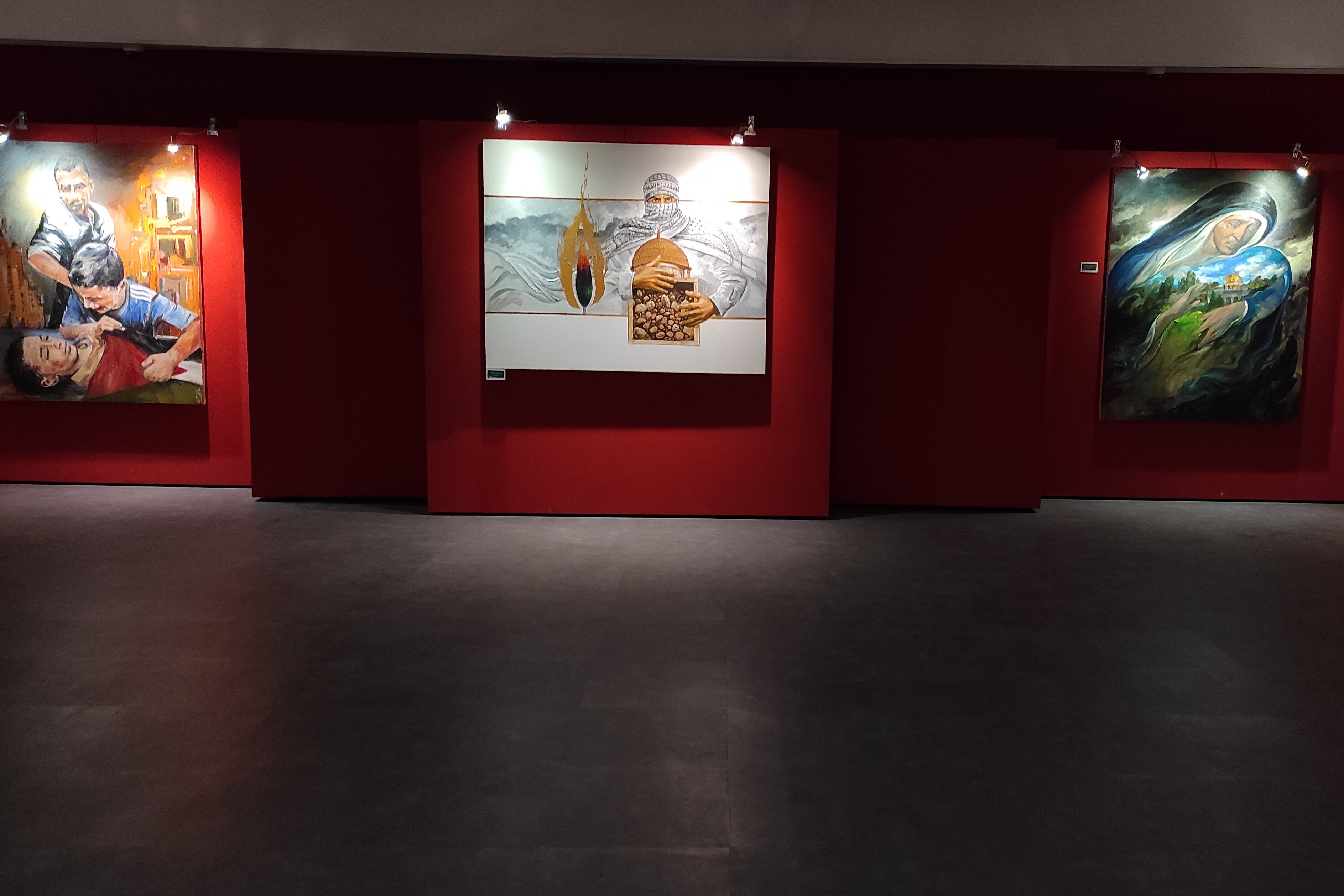 قدم زدن اعتراض هنری به سمت هنر اعتراضی | گزارش نمایشگاه «منالقدس الی القدس» قدم زدن اعتراض هنری به سمت هنر اعتراضی | گزارش نمایشگاه «منالقدس الی القدس»