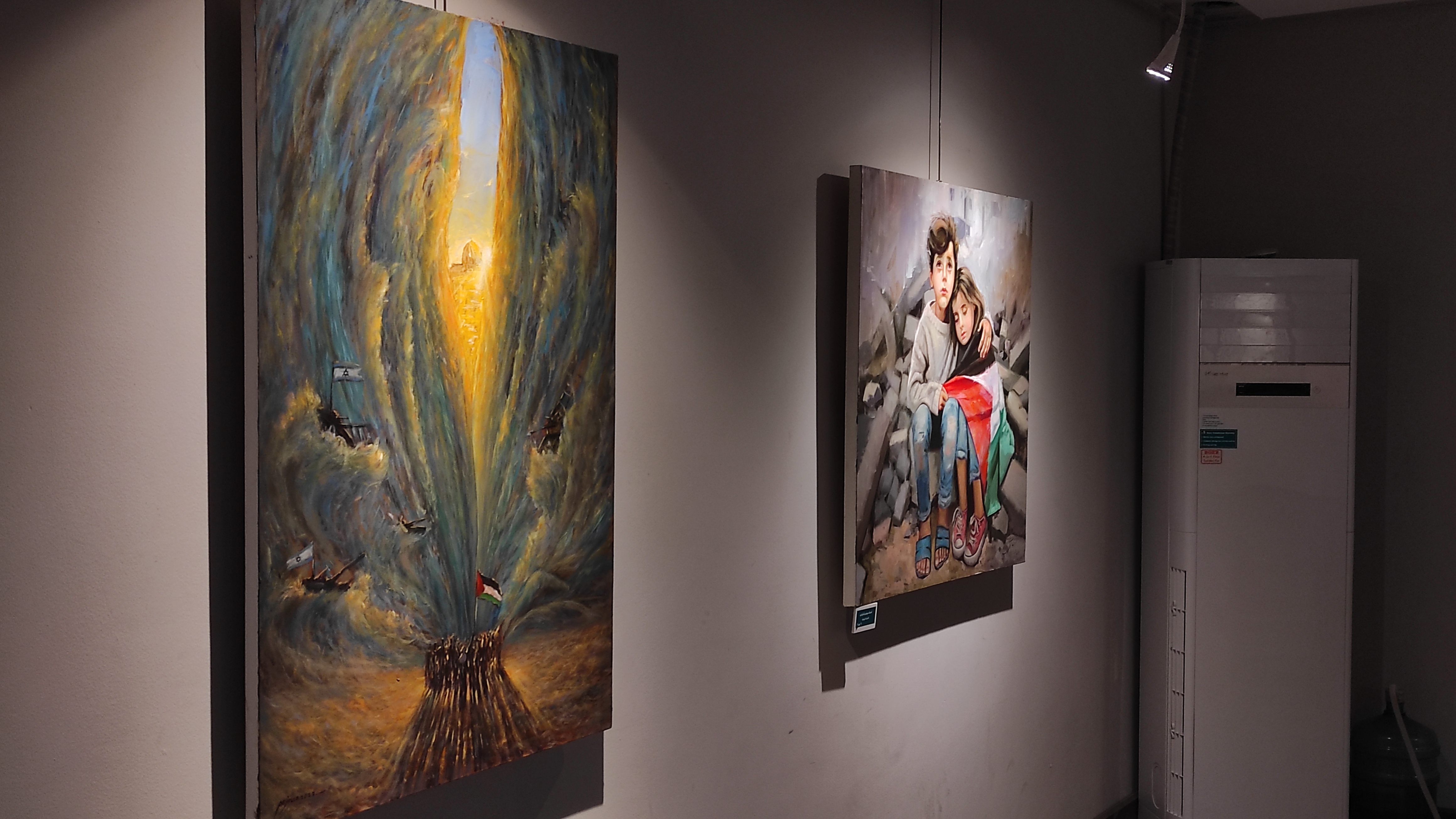 قدم زدن اعتراض هنری به سمت هنر اعتراضی | گزارش نمایشگاه «منالقدس الی القدس» قدم زدن اعتراض هنری به سمت هنر اعتراضی | گزارش نمایشگاه «منالقدس الی القدس»