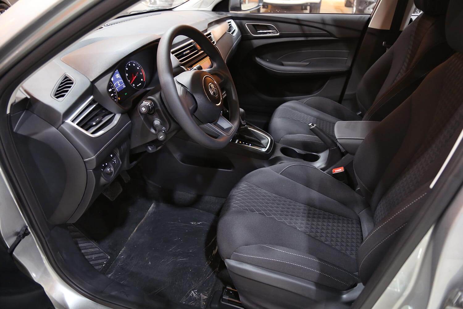 رونمایی از ام جی ۵ و ام جی GT از سوی فرداموتورز در اتو اکسپو تهران ۱۴۰۲ رونمایی از ام جی ۵ و ام جی GT از سوی فرداموتورز در اتو اکسپو تهران ۱۴۰۲