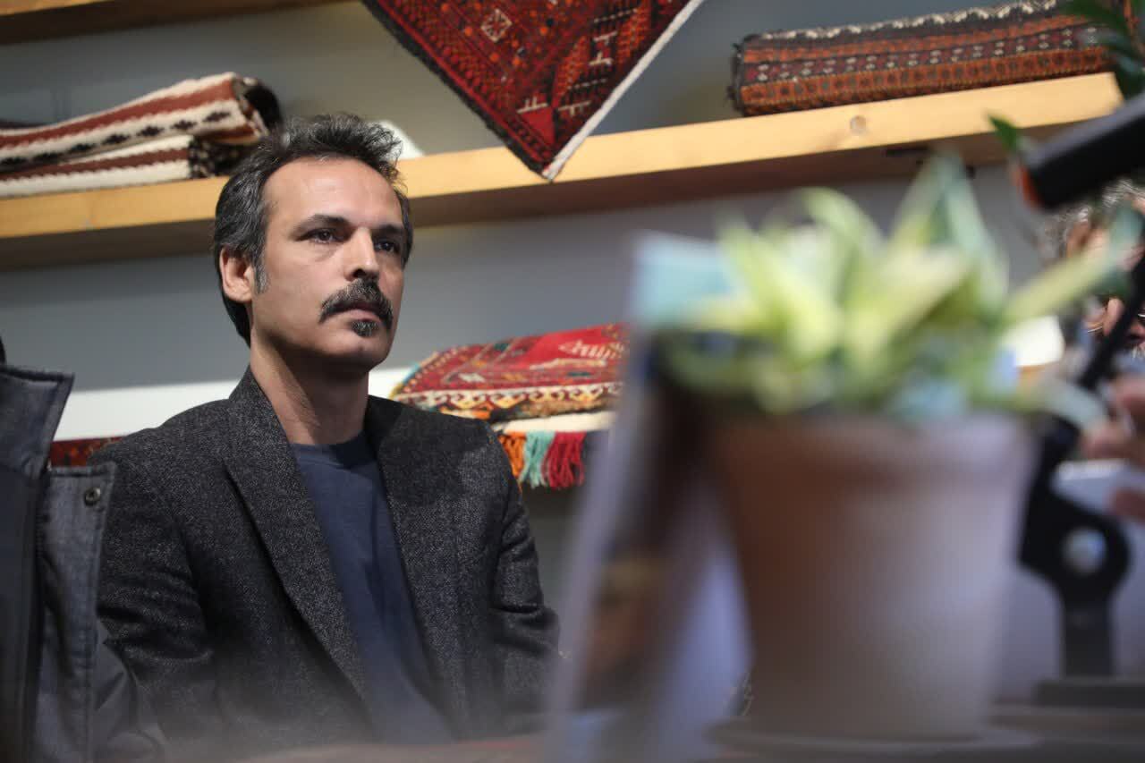 رونمایی از مجموعه شعر « موهبت غریب وال بودن» اثر جواد گنجعلی شاعر خراسانی رونمایی از مجموعه شعر « موهبت غریب وال بودن» اثر جواد گنجعلی شاعر خراسانی