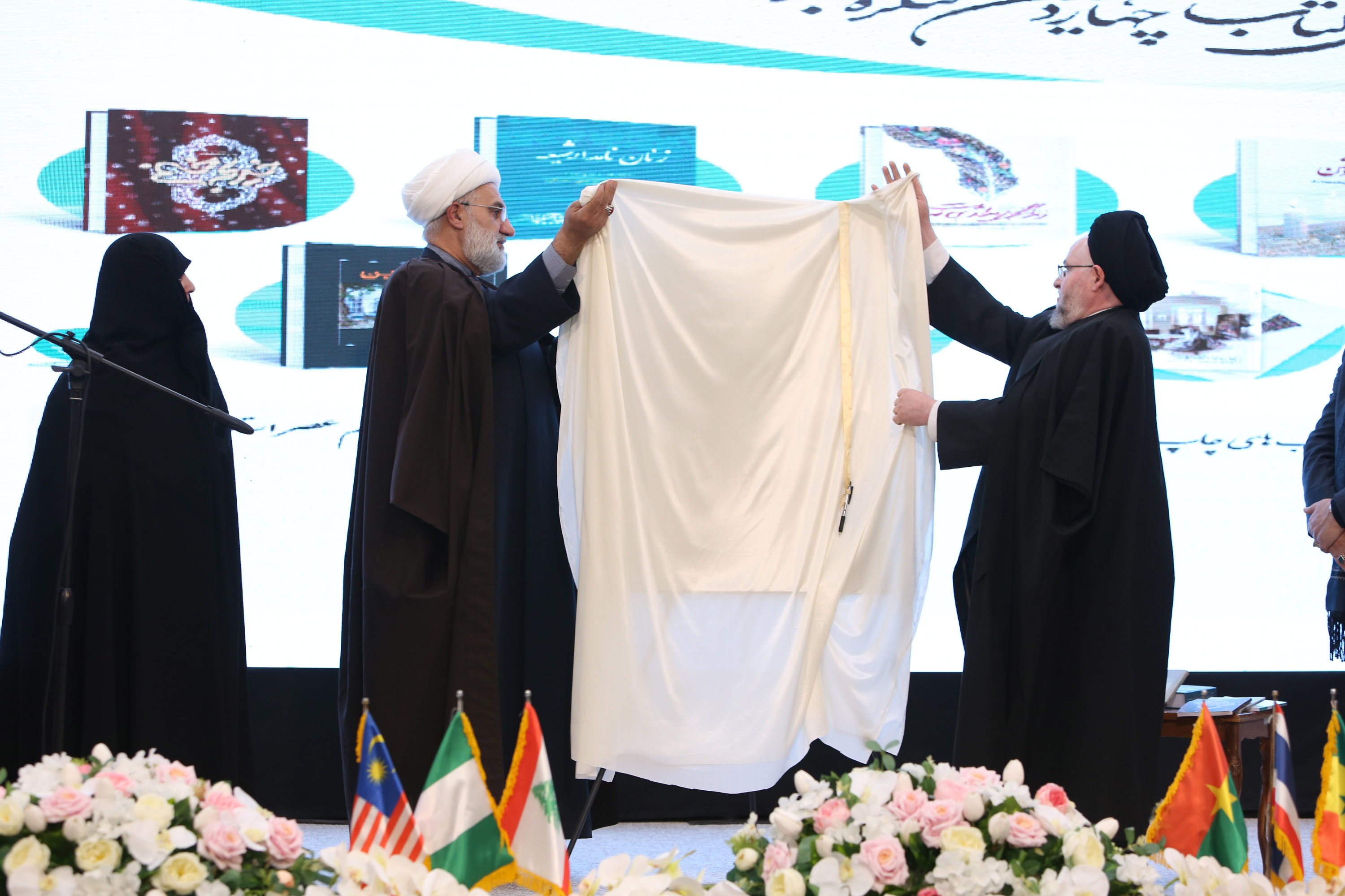 چهاردهمین کنگره بانوان فاضله هم‌عصر استاد طا‌هایی در مشهد برگزار شد + فیلم