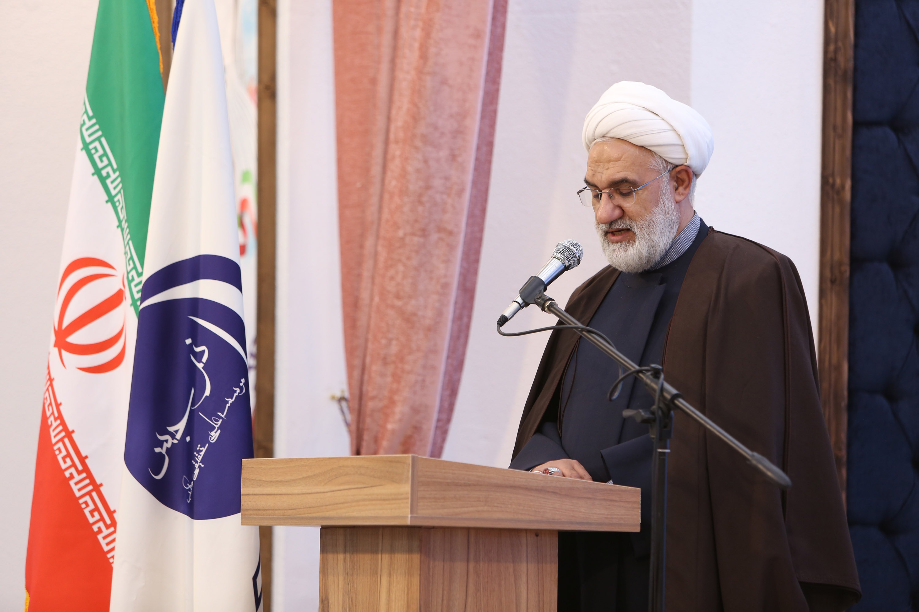 چهاردهمین کنگره بانوان فاضله هم‌عصر استاد طا‌هایی در مشهد برگزار شد + فیلم