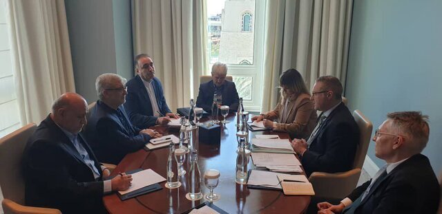 کاظمی قمی: تصمیمات دوحه باید مبتنی بر منافع افغانستان، همسایگان، منطقه و بینالملل باشد کاظمی قمی: تصمیمات دوحه باید مبتنی بر منافع افغانستان، همسایگان، منطقه و بینالملل باشد