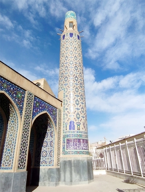 مسجد شاه یا مقبره امیرملکشاه؟ مسجد شاه یا مقبره امیرملکشاه؟