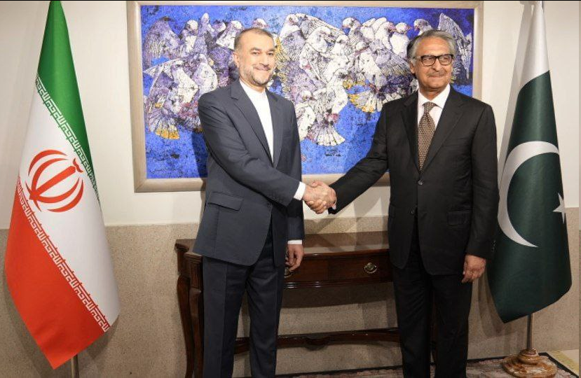 امیرعبداللهیان با وزیر خارجه پاکستان دیدار کرد امیرعبداللهیان با وزیر خارجه پاکستان دیدار کرد