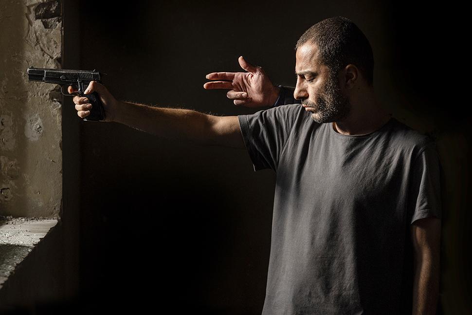 سریال قاچاق فیلمهای سینمایی با پایانی باز سریال قاچاق فیلمهای سینمایی با پایانی باز