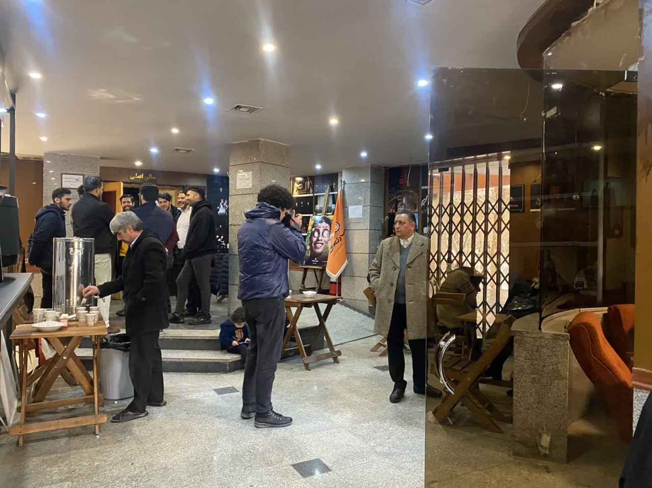 حضور پررنگ هنرمندان مشهدی پای صندوق رای اهالی فرهنگ و رسانه حضور پررنگ هنرمندان مشهدی پای صندوق رای اهالی فرهنگ و رسانه