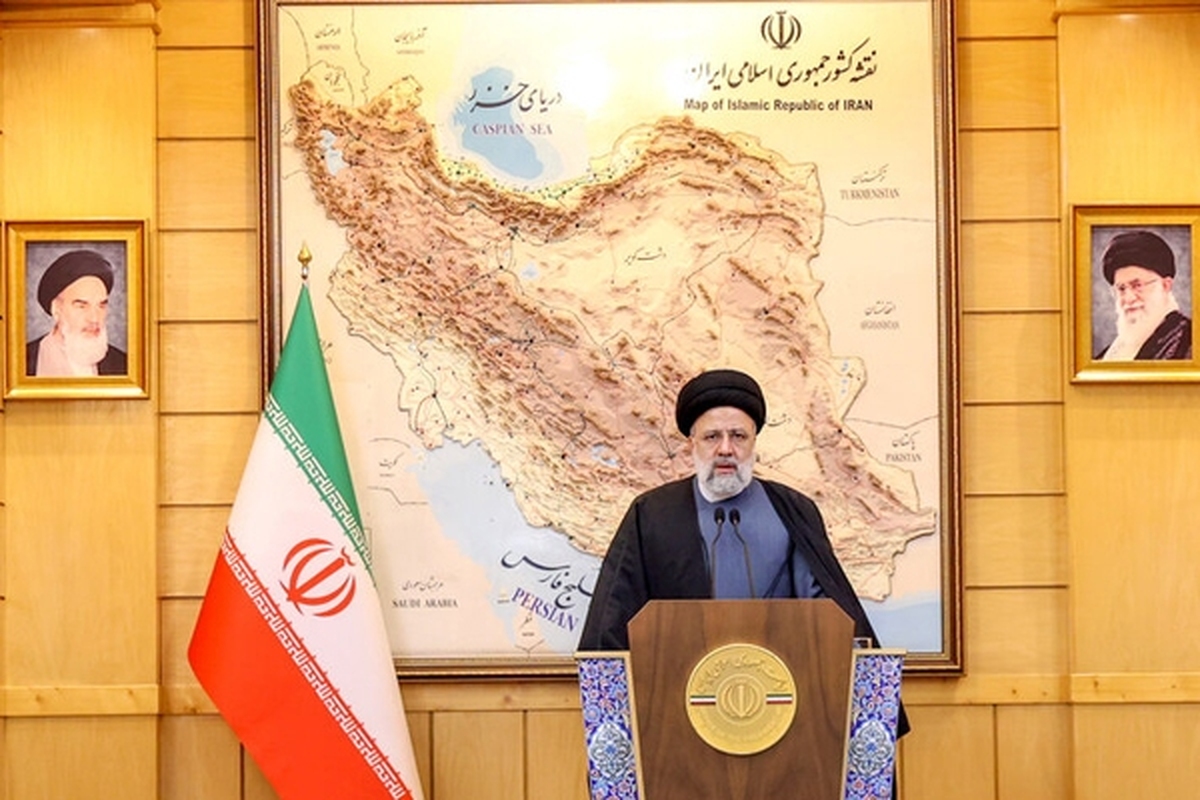 رییس‌جمهور کشورمان پیش از سفر به الجزایر گفت: امیدواریم با شکل‌گیری مجلس شورای اسلامی و مجلس خبرگان رهبری به عنوان پشتوانه‌های انقلاب اسلامی، بتوانند به وظایف قانونی خود عمل کنند.