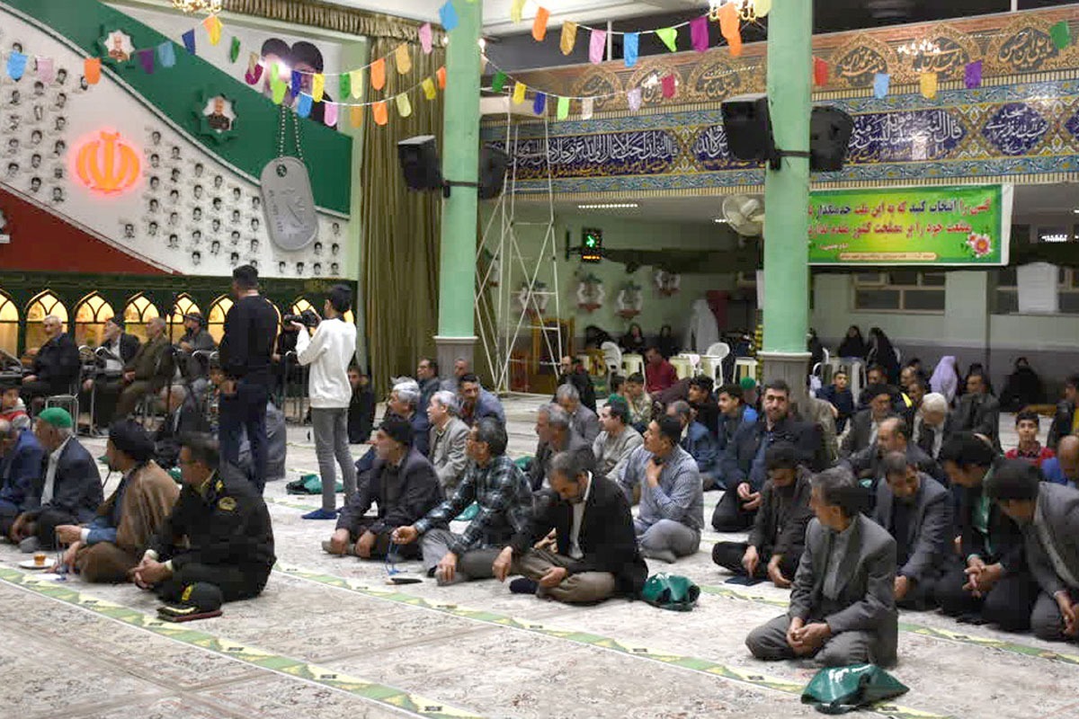 فرماندار مشهد برای حل معضل ساکنان پنجتن مهلت ۱۵ روزه داد.