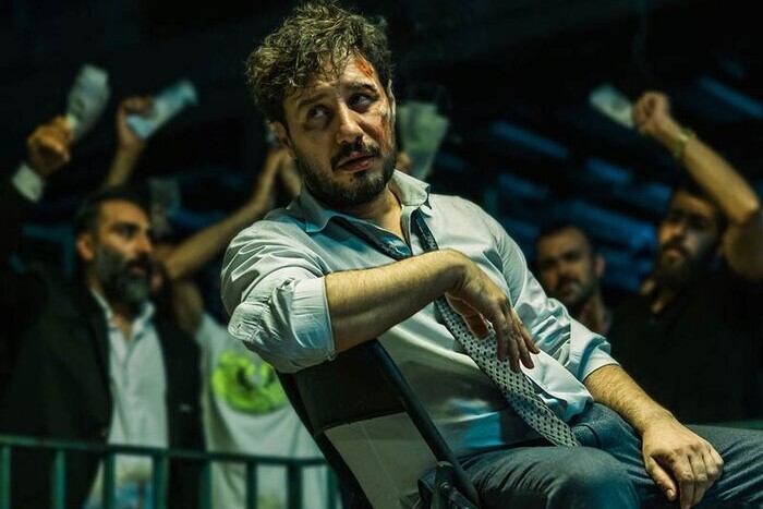 سبقت « تمساح خونی» جواد عزتی از فیلم « فسیل» کریم امینی در چهار روز اکران سبقت « تمساح خونی» جواد عزتی از فیلم « فسیل» کریم امینی در چهار روز اکران