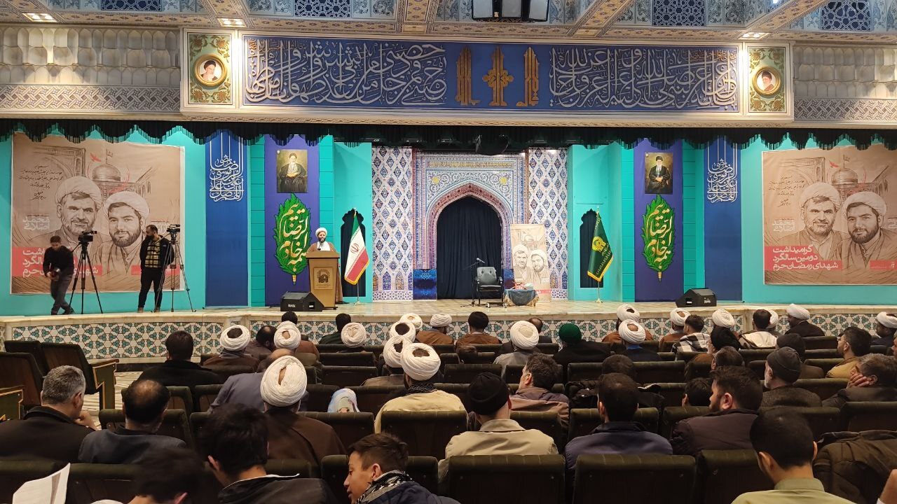 مراسم بزرگداشت شهدای رمضان حرم مطهر رضوی برگزار شد مراسم بزرگداشت شهدای رمضان حرم مطهر رضوی برگزار شد