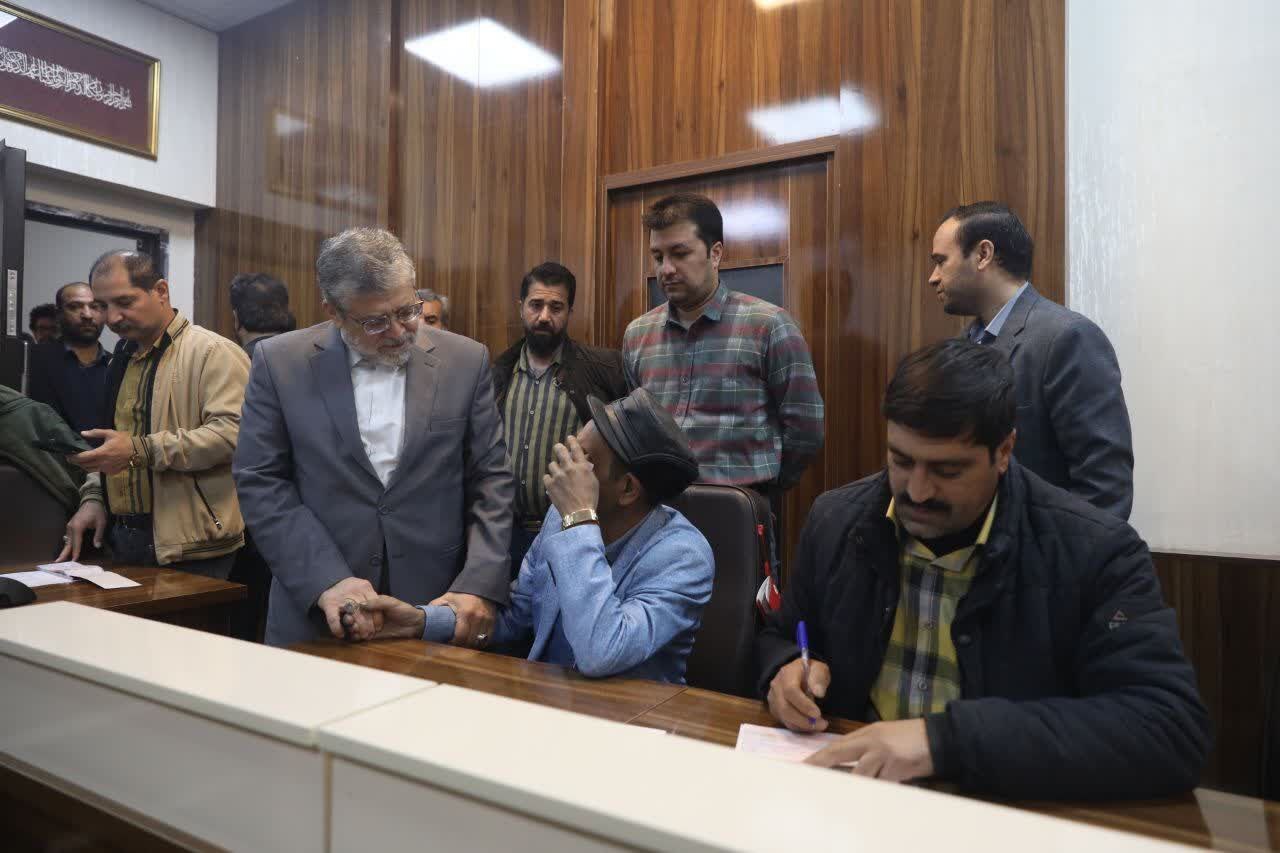 بازدید شهردار مشهد مقدس از فعالیت کارکنان شهرداری در روز تعطیل (۲۵ اسفند ۱۴۰۲) بازدید شهردار مشهد مقدس از فعالیت کارکنان شهرداری در روز تعطیل (۲۵ اسفند ۱۴۰۲)