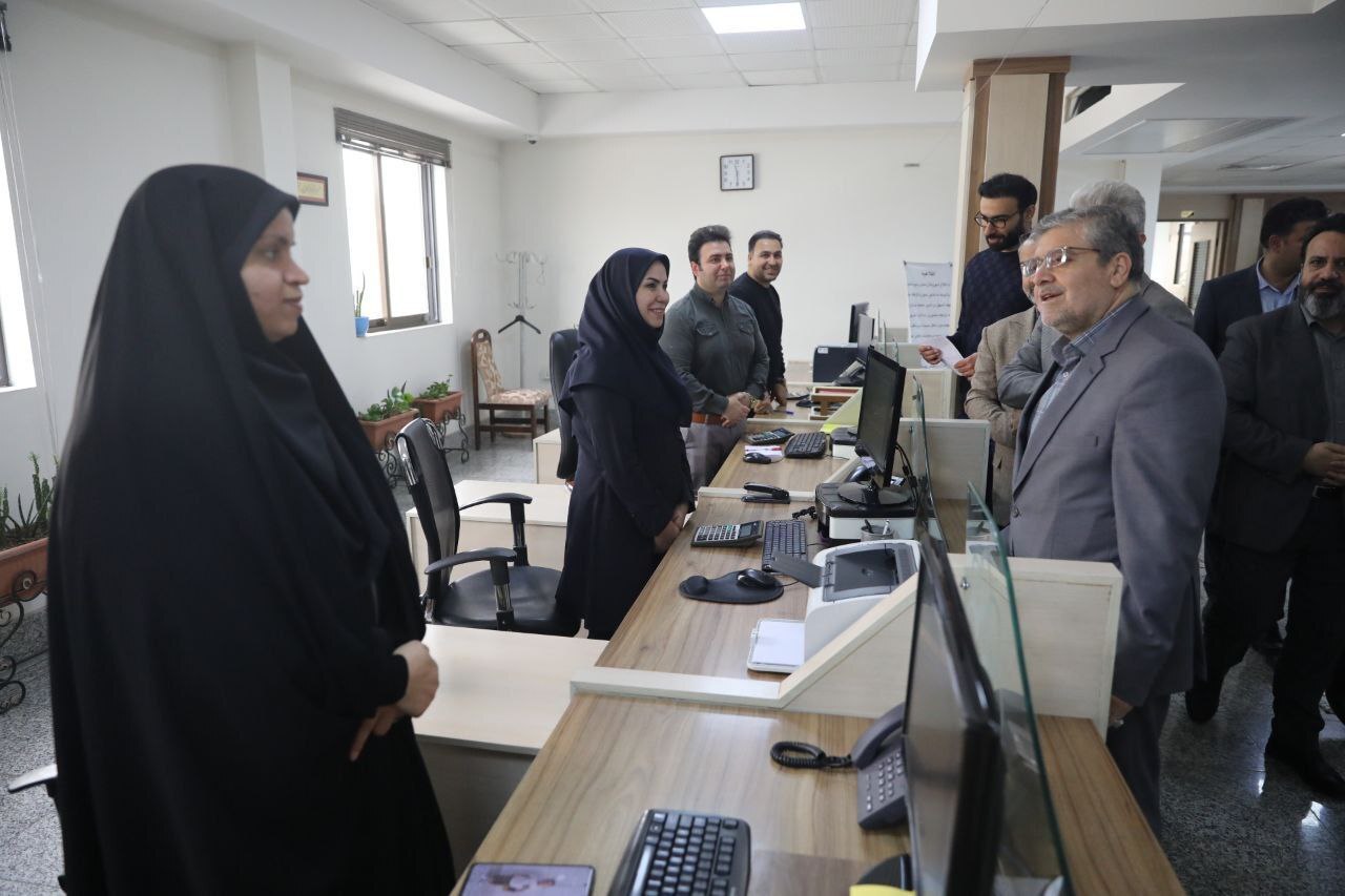 بازدید شهردار مشهد از شهرداریهای مناطق ۱۰ و ۱۱ + عکس بازدید شهردار مشهد از شهرداریهای مناطق ۱۰ و ۱۱ + عکس