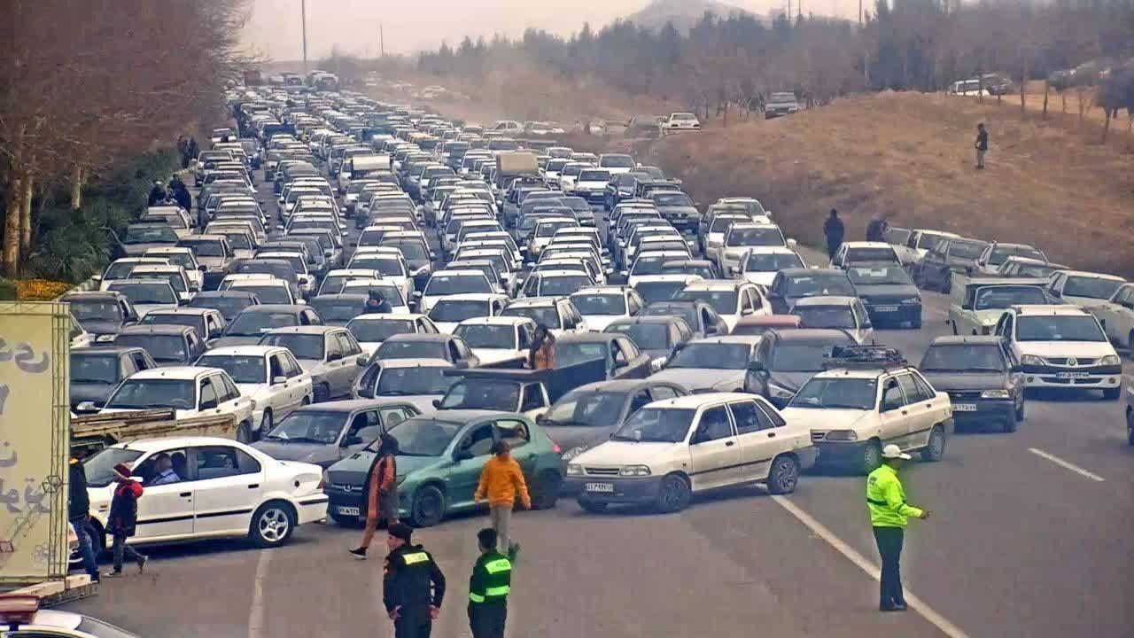 حضور ۱/۵ میلیون نفر از شهروندان در آرامستان بهشترضا (ع) در ایام چراغ برات حضور ۱/۵ میلیون نفر از شهروندان در آرامستان بهشترضا (ع) در ایام چراغ برات