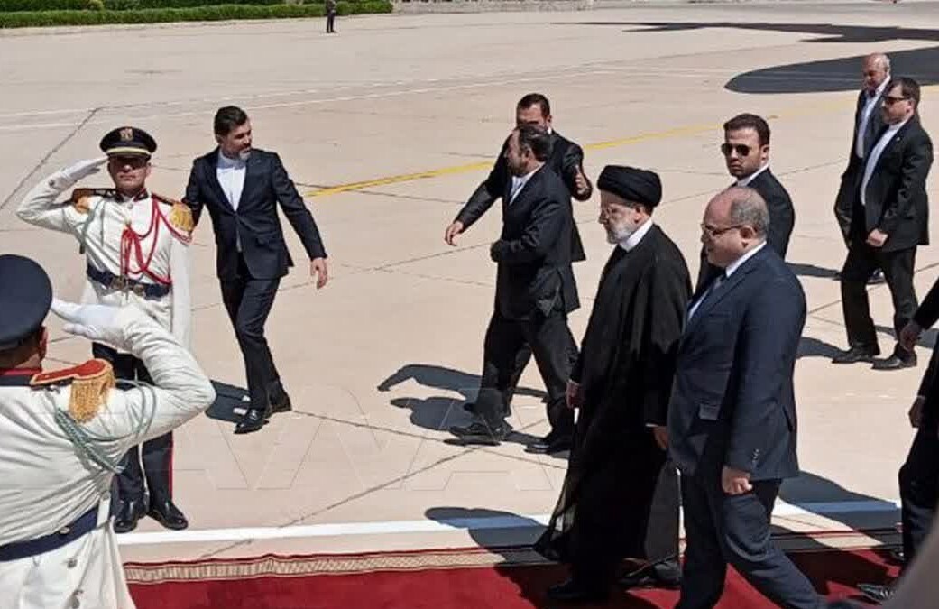 رئیسی وارد سوریه شد+ فیلم و جزئیات سفر و هیئت همراه رئیسی وارد سوریه شد+ فیلم و جزئیات سفر و هیئت همراه