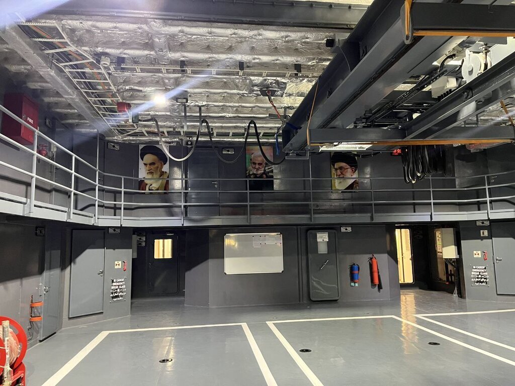 تصویری از فضای داخل ناو موشک‌انداز «شهید سلیمانی»