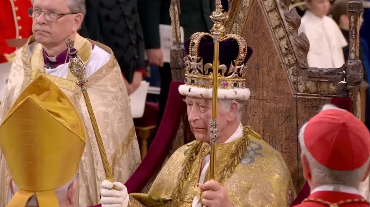 «چارلز سوم» رسماً پادشاه انگلستان شد+ فیلم و عکس «چارلز سوم» رسماً پادشاه انگلستان شد+ فیلم و عکس