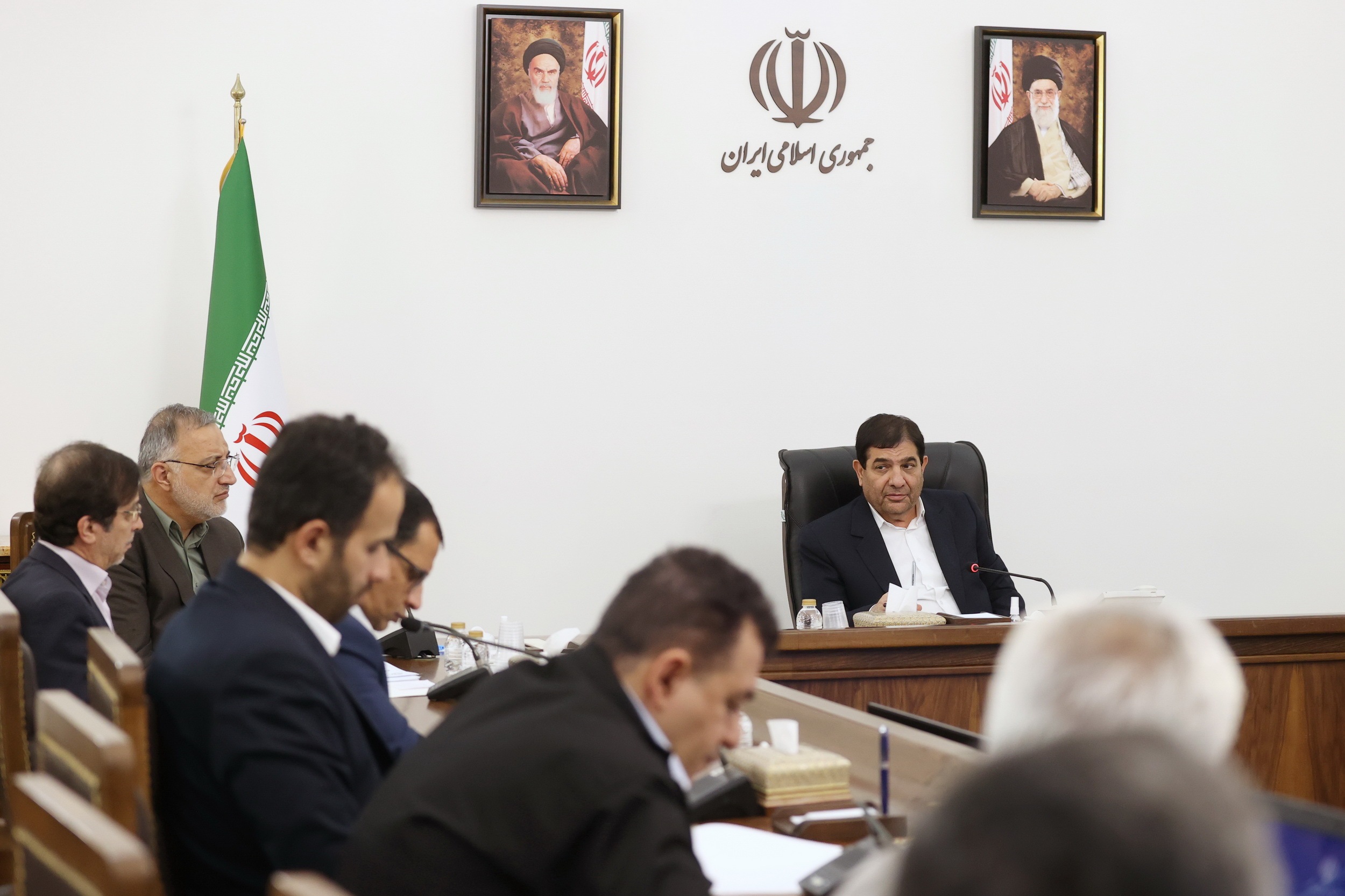 مخبر در جمع شهرداران کلانشهرها: تامین واگن مترو و اتوبوس برقی سرعت میگیرد| نحوه پرداخت مطالبات شهرداریها بررسی شد مخبر در جمع شهرداران کلانشهرها: تامین واگن مترو و اتوبوس برقی سرعت میگیرد| نحوه پرداخت مطالبات شهرداریها بررسی شد
