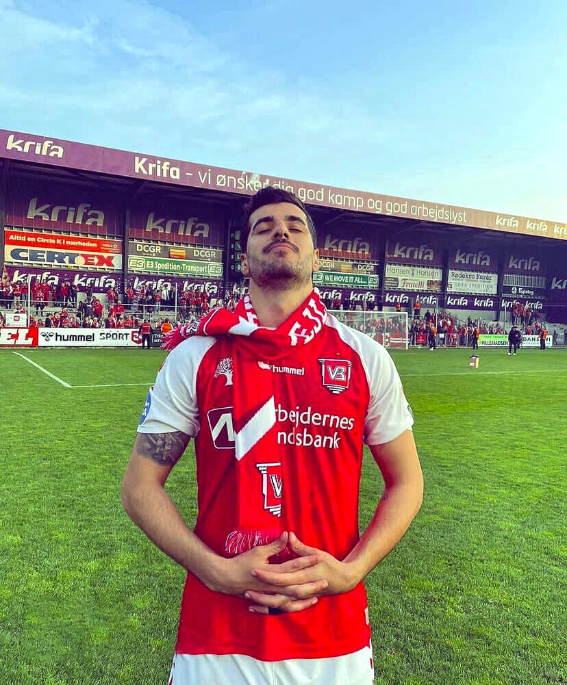 صعود عزت اللهی و وایله به لیگ برتر دانمارک + عکس صعود عزت اللهی و وایله به لیگ برتر دانمارک + عکس