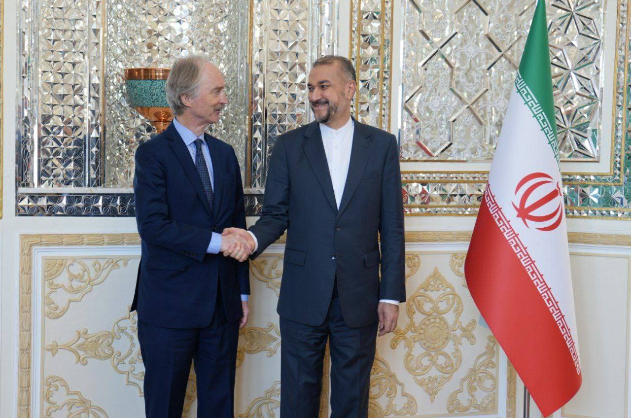 نماینده سازمان ملل در امور سوریه با امیرعبداللهیان دیدار کرد+ فیلم و عکس نماینده سازمان ملل در امور سوریه با امیرعبداللهیان دیدار کرد+ فیلم و عکس