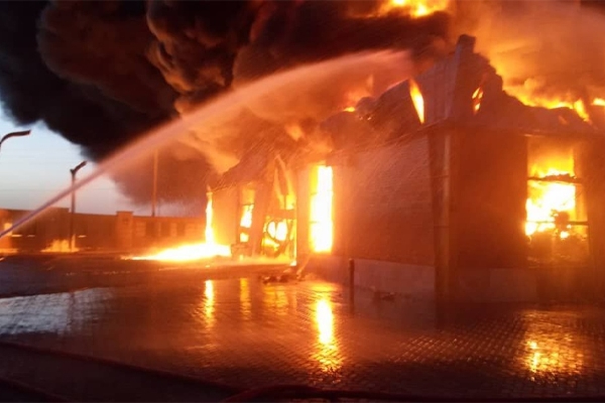 فوت سه نفر در حادثه آتش سوزی مهیب در قنوات + فیلم