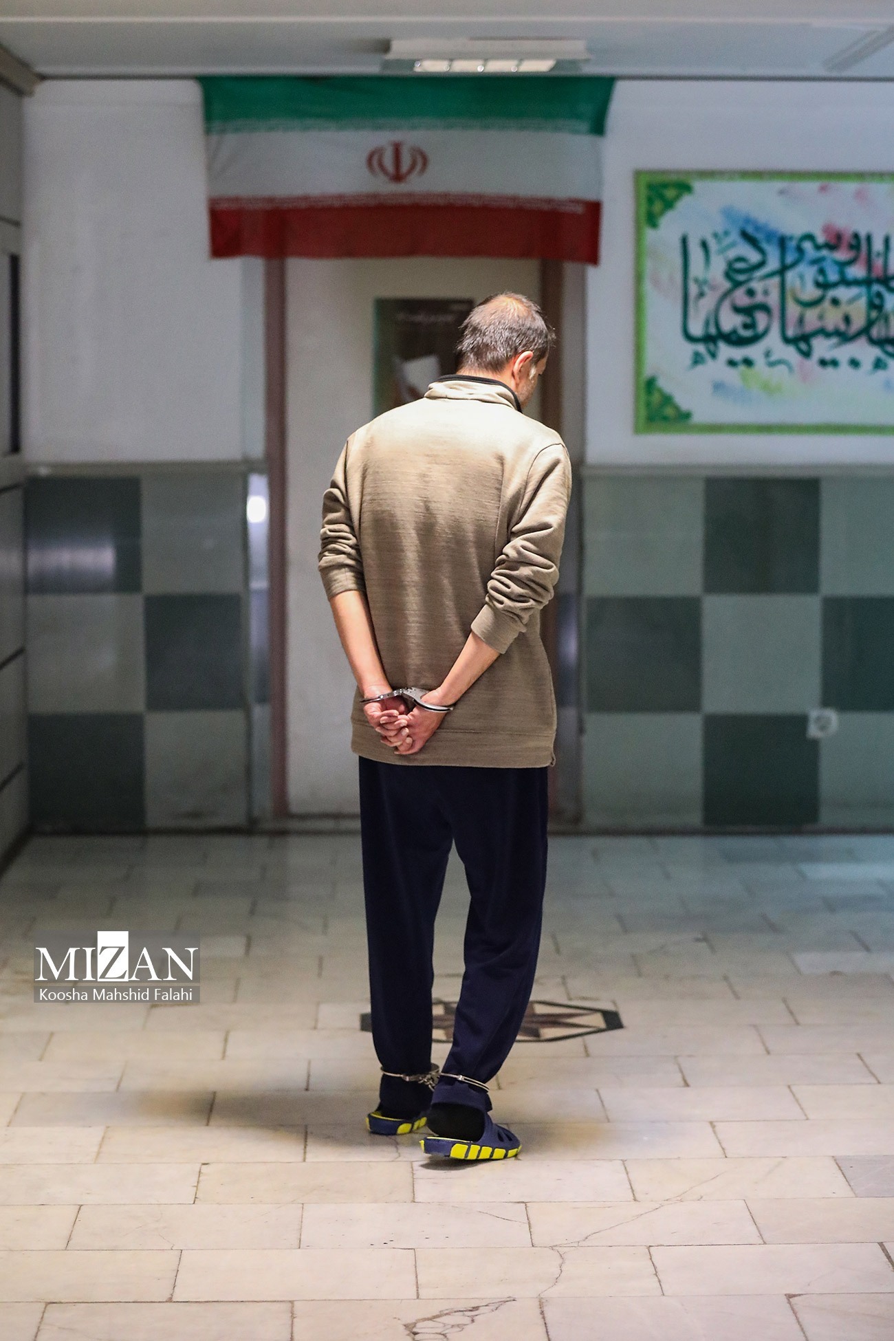 اولین تصاویر از شهروز سخنوری معروف به «الکس» ساعاتی پیش از اعدام اولین تصاویر از شهروز سخنوری معروف به «الکس» ساعاتی پیش از اعدام