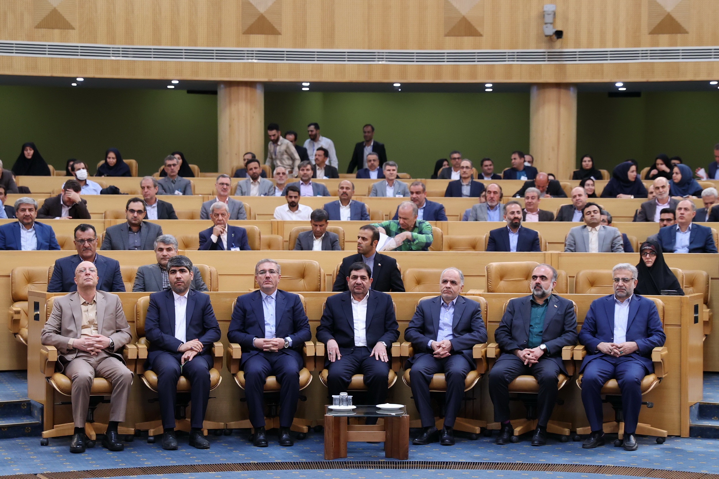 برنامه هفتم توسعه رونمایی شد| مخبر: تمام مشکلات را شناسایی کردیم؛ کشور را براساس درآمدها اداره میکنیم+ فیلم برنامه هفتم توسعه رونمایی شد| مخبر: تمام مشکلات را شناسایی کردیم؛ کشور را براساس درآمدها اداره میکنیم+ فیلم
