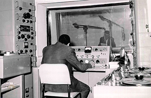 مخابره صدا روی موج مشهد
