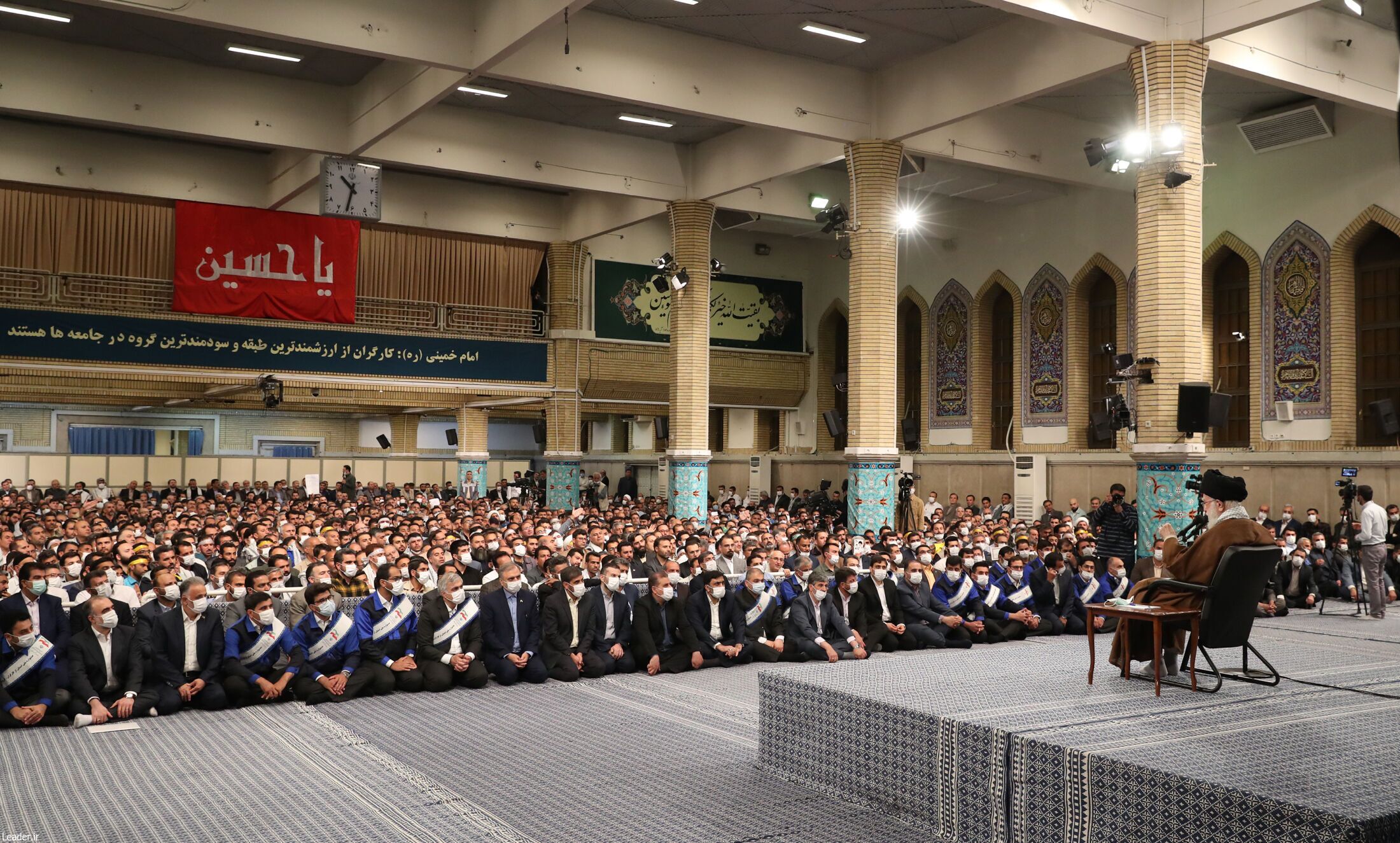 رهبر انقلاب: اعتراض‌های جامعه کارگری، بجاست| ۲۰ سال پیش گفتم که با اژدهای هفت‌سر فساد باید مبارزه کرد+ فیلم و عکس