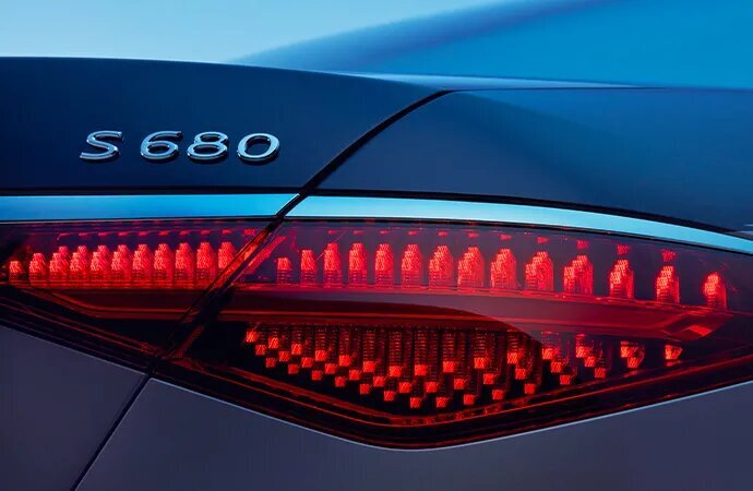 خودروی S680 مرسدس بنز یا «میباخ ۲۰۲۳» چه مشخصاتی دارد؟ + قیمت و تصاویر