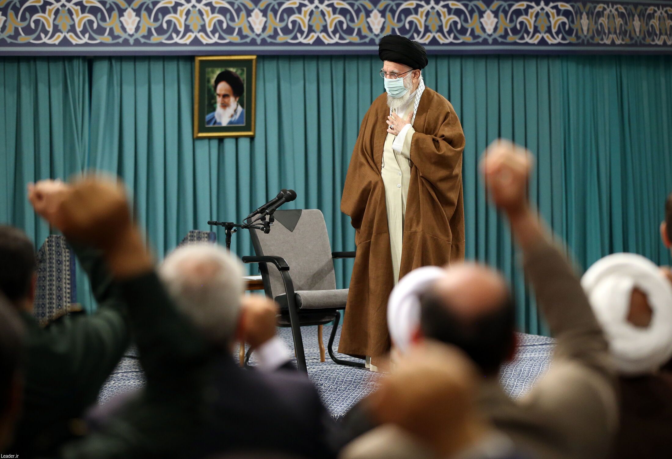 رهبر انقلاب: زنده نگهداشتن یاد شهدا، جهادی بزرگ است| یاد، سلوک و مجاهدت شهدا به نسل جوان منتقل شود+ فیلم و عکس رهبر انقلاب: زنده نگهداشتن یاد شهدا، جهادی بزرگ است| یاد، سلوک و مجاهدت شهدا به نسل جوان منتقل شود+ فیلم و عکس