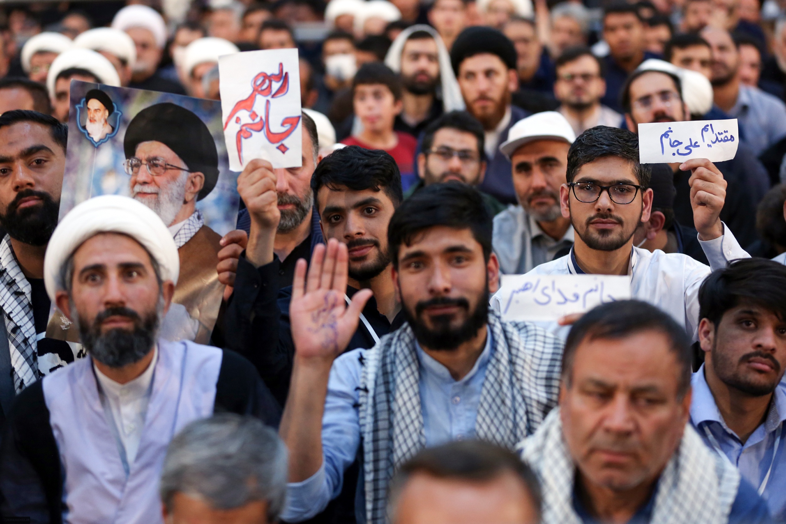رهبر انقلاب: مشکل گرانی و تورم در کشور وجود دارد| آخرین تلاش دشمن اغتشاشات پاییز بود+ فیلم و عکس