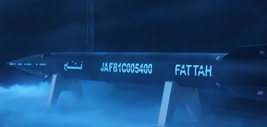 «فتاح»؛ موشک هایپرسونیک سپاه با حضور رئیسجمهور رونمایی شد+ عکس و جزئیات «فتاح»؛ موشک هایپرسونیک سپاه با حضور رئیسجمهور رونمایی شد+ عکس و جزئیات