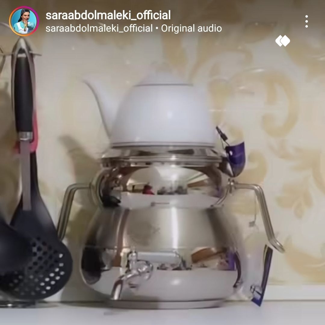 ماجرای قوری هدیه دادن به سارا عبدالملکی چه بود؟ + عکس ماجرای قوری هدیه دادن به سارا عبدالملکی چه بود؟ + عکس