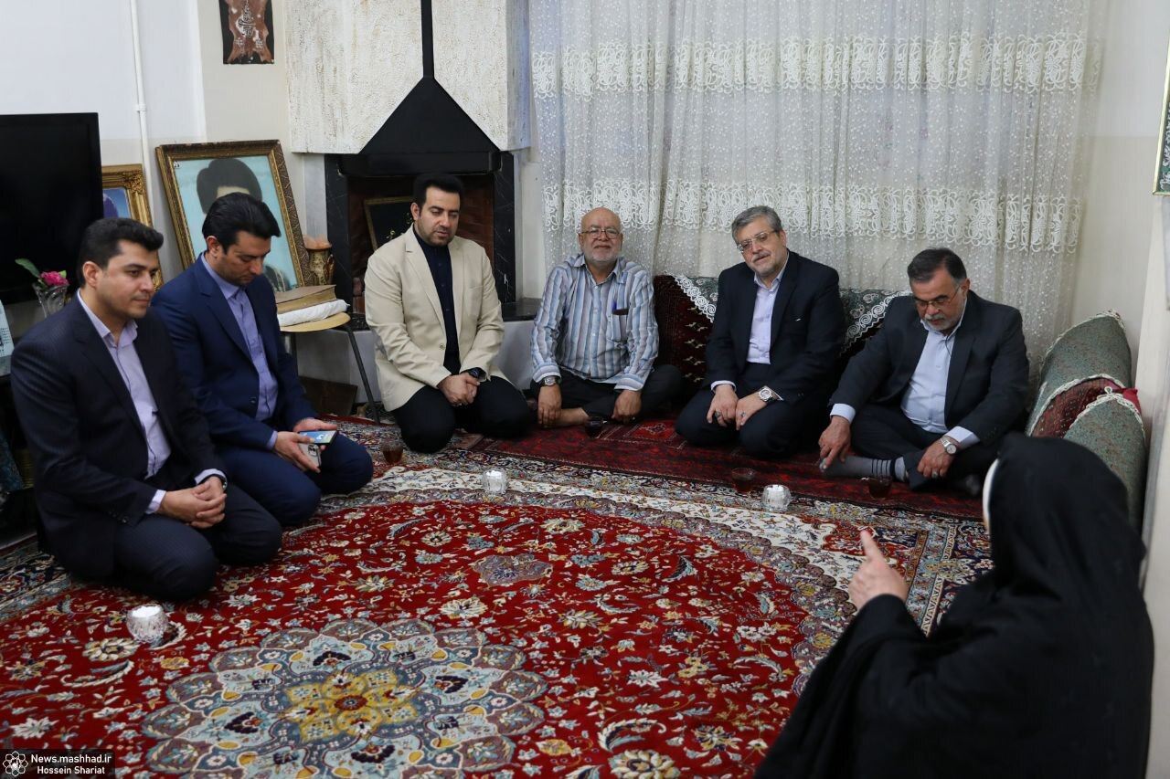 شهردار مشهد مقدس: اخلاق و رفتار شهدا بهترین الگو برای خدمت‌گزاری به مردم است