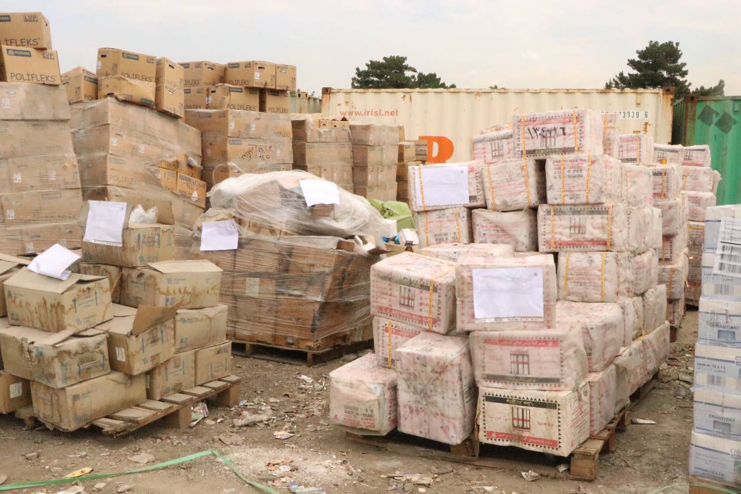 ۳۵ محموله کالای قاچاق و متروکه با دستور دادستان تهران امحا شد+ عکس ۳۵ محموله کالای قاچاق و متروکه با دستور دادستان تهران امحا شد+ عکس