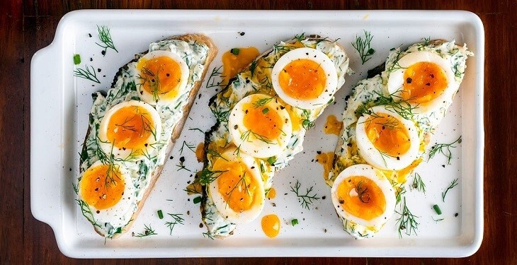 ۱۲ ایده سریع و سالم برای درست کردن میانوعده ۱۲ ایده سریع و سالم برای درست کردن میانوعده