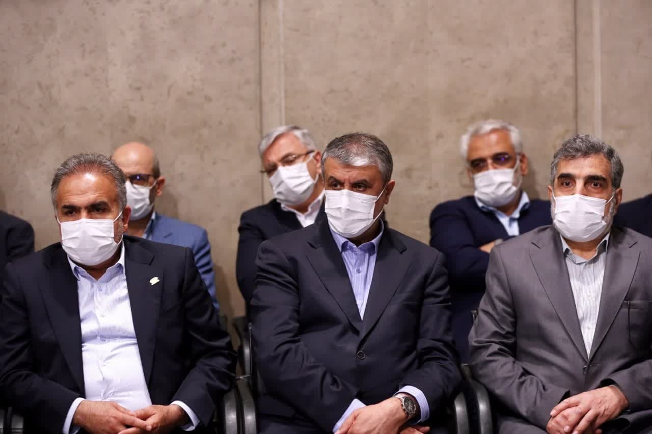 رهبر انقلاب: دشمنان ۲۰ سال است برای ما چالش هستهای درست کردند| بهانه سلاح هستهای دروغ است+ فیلم و عکس رهبر انقلاب: دشمنان ۲۰ سال است برای ما چالش هستهای درست کردند| بهانه سلاح هستهای دروغ است+ فیلم و عکس