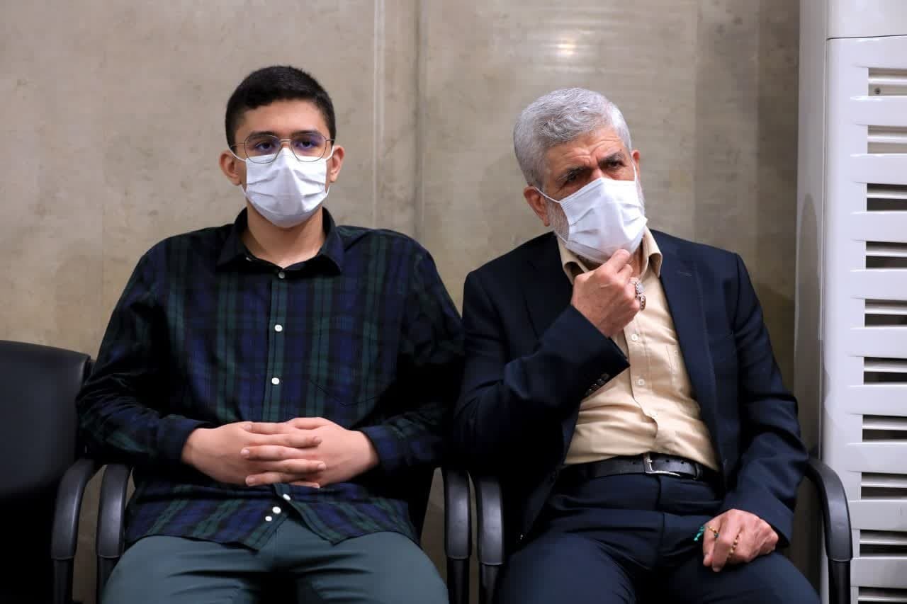 رهبر انقلاب: دشمنان ۲۰ سال است برای ما چالش هستهای درست کردند| بهانه سلاح هستهای دروغ است+ فیلم و عکس رهبر انقلاب: دشمنان ۲۰ سال است برای ما چالش هستهای درست کردند| بهانه سلاح هستهای دروغ است+ فیلم و عکس