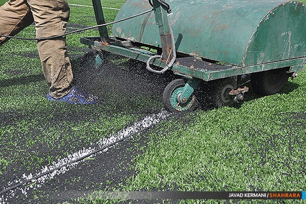 جمع‌آوری چمن‌ها و برخی گیاهان در شهر مشهد به منظور کاهش مصرف آب