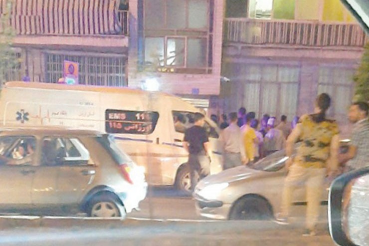 نزاع خیابانی در مشهد به جنایت منجر شد + عکس نزاع خیابانی در مشهد به جنایت منجر شد + عکس