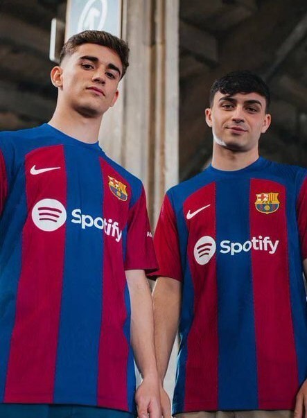 پیراهن بارسلونا رونمایی شد + عکس پیراهن بارسلونا رونمایی شد + عکس