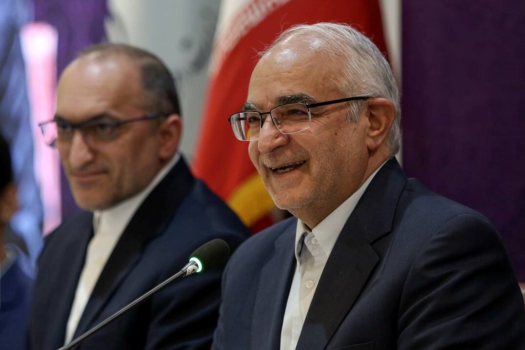 نائب رئیس مجلس در مشهد: امیدوارم با گشایشها، سرمایهگذاری را در کشور افزایش دهیم نائب رئیس مجلس در مشهد: امیدوارم با گشایشها، سرمایهگذاری را در کشور افزایش دهیم