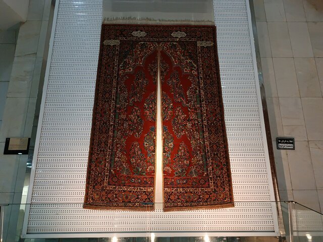 موزه فرش آستان قدس رضوی و دریچهای که به استان مرکزی باز میشود موزه فرش آستان قدس رضوی و دریچهای که به استان مرکزی باز میشود