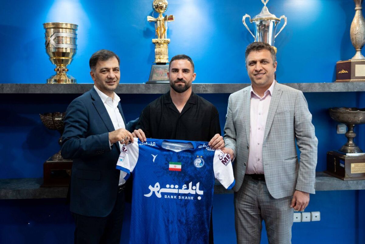 مهرداد محمدی رسما آبی پوش شد + عکس مهرداد محمدی رسما آبی پوش شد + عکس